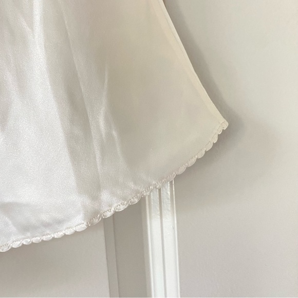 Lauren Ralph Lauren 100% SILK Classy Cream Pajama Tank and Short Set - Picture 3 of 11